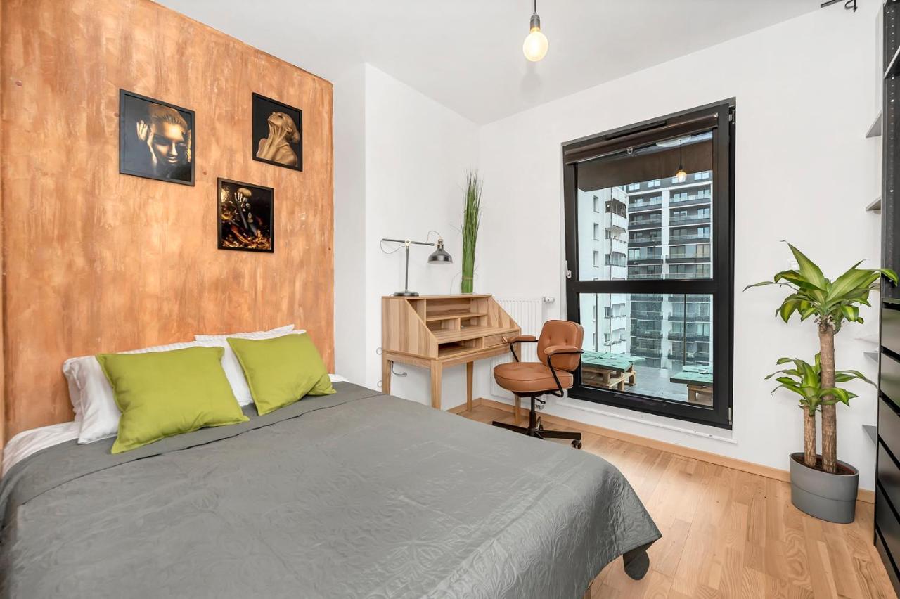 Lumina 4-Room Apart With Large Balcony วอร์ซอ ภายนอก รูปภาพ